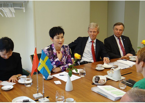 HM Power赫茲曼與中電國(guó)際共同簽署項(xiàng)目合作意向書(shū)